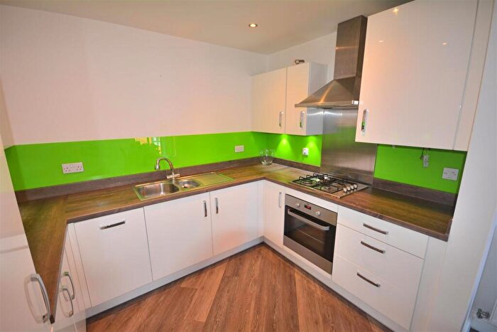 2 Bedroom Apartment To Rent In Weavers Point, Lodge Lane, Derby, DE1