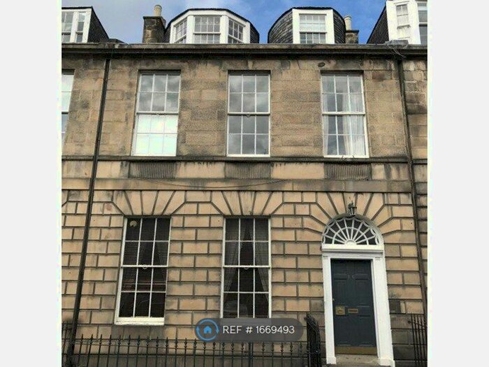 1 Bedroom Flat To Rent In Albany Street, Edinburgh, EH1