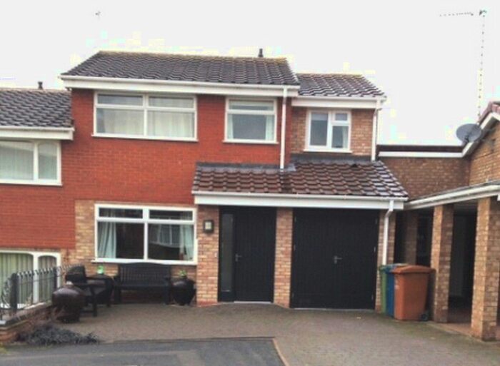 4 Bedroom Semi-Detached House To Rent In Rookswood Copse, Stafford ST17