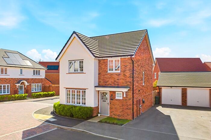 4 Bedroom Detached House For Sale In Claridge Crescent, Eagle Farm South, MK17