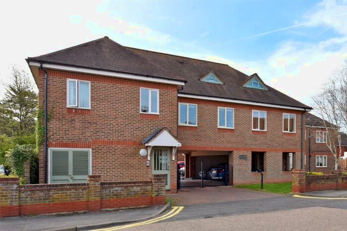 1 Bedroom Apartment To Rent In Braemar Court, Liston Road, Marlow, Buckinghamshire, SL7