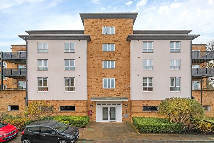 2 Bedroom Flat For Sale In Lords Court, , Headingley Drive, Beckenham, BR3