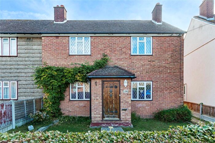 3 Bedroom Semi-Detached House For Sale In Orchard Close, South Ockendon, Essex, RM15