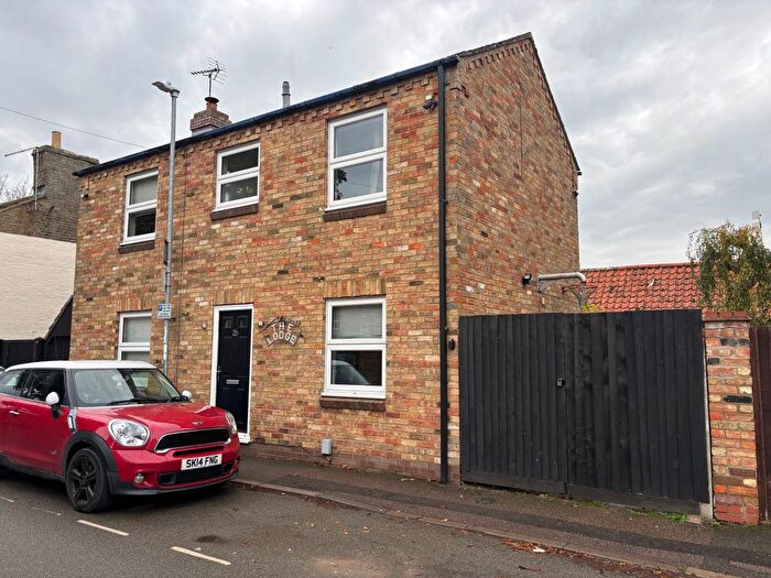 3 Bedroom Property To Rent In Falcon Lane, Peterborough, PE7