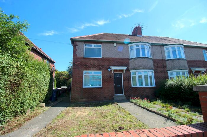 2 Bedroom Flat To Rent In Great North Road, Gosforth, Newcastle Upon Tyne, Tyne And Wear, NE3