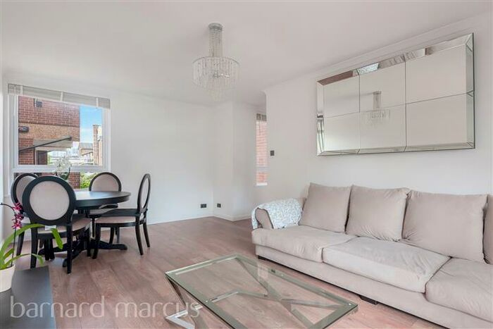 2 Bedroom Apartment To Rent In Vanbrugh Court, Wincott Street, London, SE11