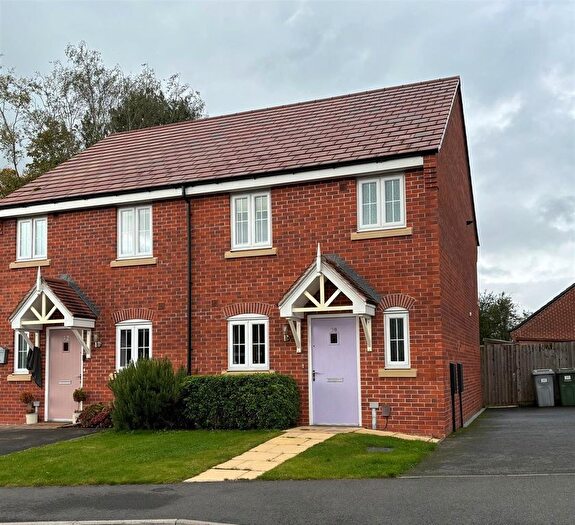 3 Bedroom Semi-Detached House To Rent In Pasture Way, Farnsfield, Newark, NG22