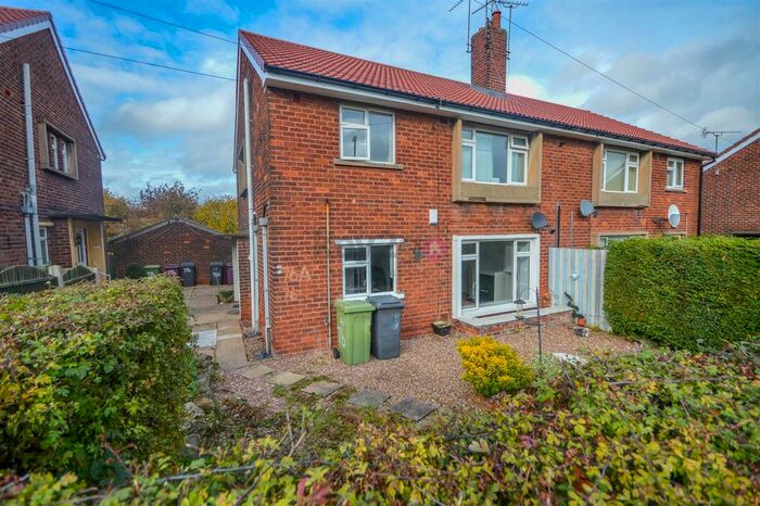 2 Bedroom Flat To Rent In Rogers Avenue, Creswell, Worksop, S80