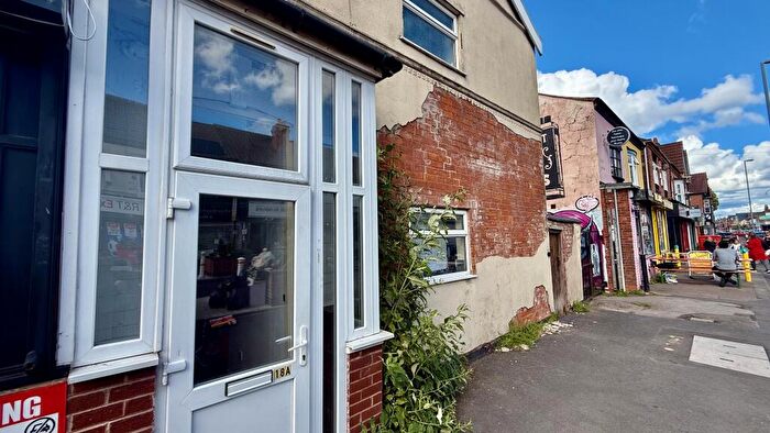 2 Bedroom House To Rent In York Road, Kings Heath, B14