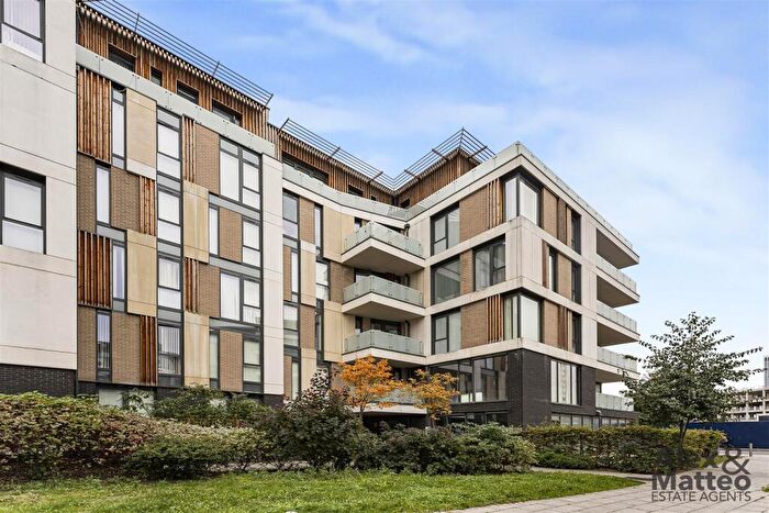 1 Bedroom Flat For Sale In Quebec Way, Canada Water, SE16