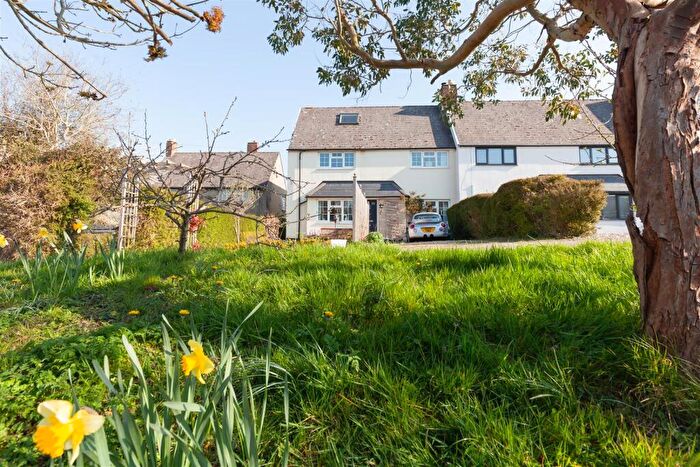 4 Bedroom Semi-Detached House For Sale In Heath Lane, Bladon, Woodstock, OX20