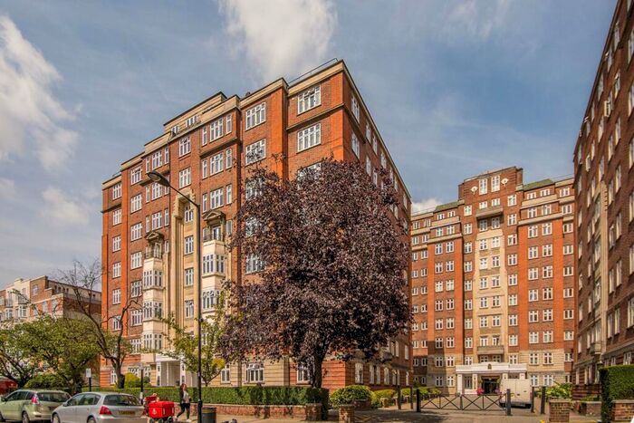 5 Bedroom Flat To Rent In Hall Road, St John's Wood, London, NW8