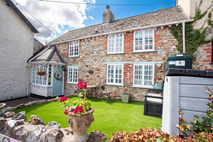 3 Bedroom Property For Sale In Yarcombe, Honiton, EX14