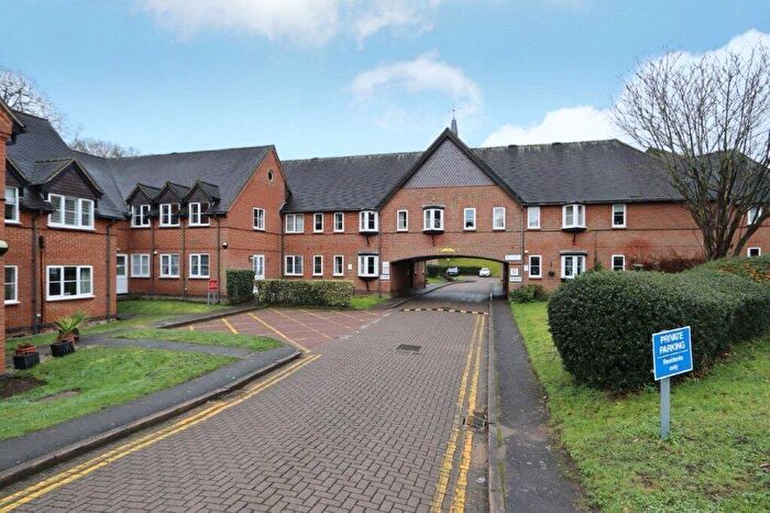 1 Bedroom Apartment For Sale In Aspley Court, Woburn Road, Woburn Sands, MK17