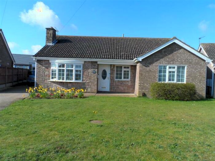 3 Bedroom Bungalow To Rent In Hebden Moor Way, North Hykeham, LN6