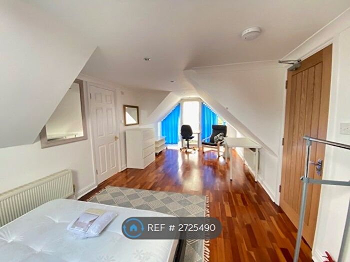 6 Bedroom Detached House To Rent In Stanfield Road, Bournemouth, BH9