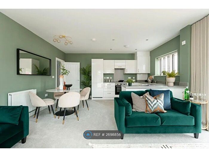 2 Bedroom Flat To Rent In Castle Hill, Ebbsfleet Valley, Swanscombe, DA10