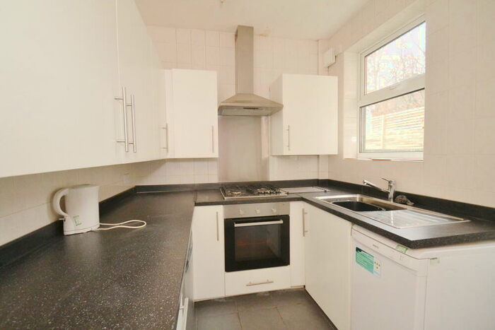 5 Bedroom Detached House To Rent In Landcross Road, Fallowfield, Manchester, M14