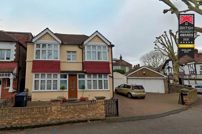 5 Bedroom Detached House To Rent In Hart Grove, London, W5
