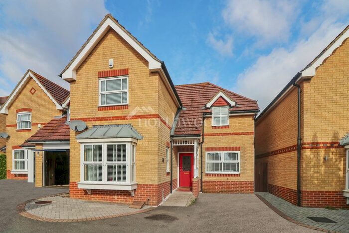 4 Bedroom Detached House To Rent In Siskin Close, Kenington, Ashford, TN25