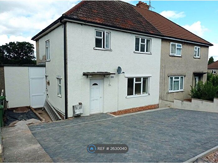 3 Bedroom Semi-Detached House To Rent In Mulberry Drive, Bristol, BS15