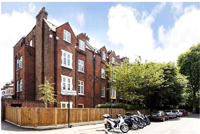 1 Bedroom Flat To Rent In Peterborough Villas, London, SW6
