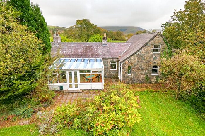 4 Bedroom Detached House For Sale In Waunfawr, Caernarfon, Gwynedd, LL55
