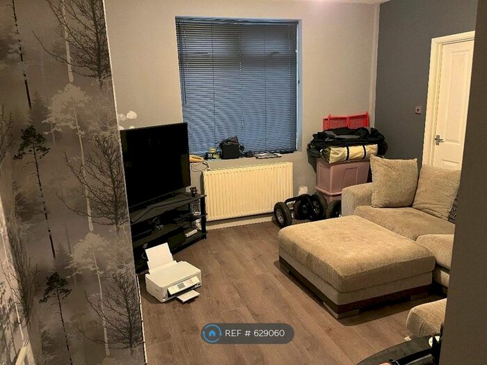 1 Bedroom Flat To Rent In Church Street, St Georges Telford, TF2