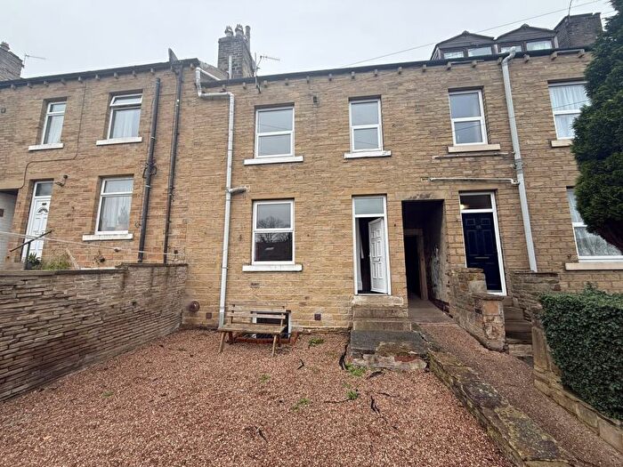2 Bedroom Terraced House To Rent In Clough Road, Huddersfield, HD2