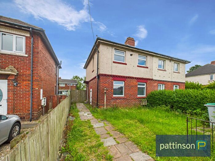 2 Bedroom Semi-Detached House To Rent In Briardale, Consett, DH8