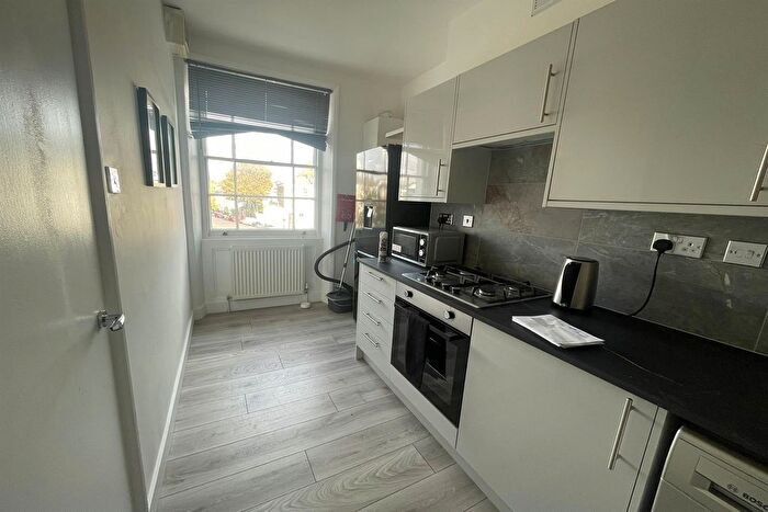 1 Bedroom Flat To Rent In Mildmay Grove South, Islington London, N1