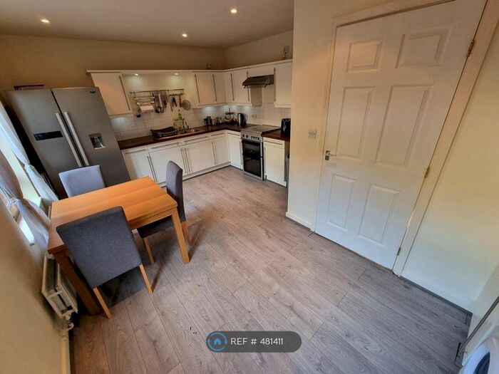 2 Bedroom Terraced House To Rent In Forsythia Walk, Basingstoke, RG21