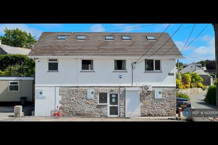 4 Bedroom Maisonette To Rent In Brookside Court, Bodmin, PL30