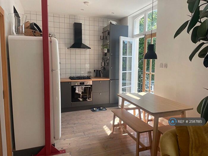 1 Bedroom Flat To Rent In Shooters Hill Road, London, SE3