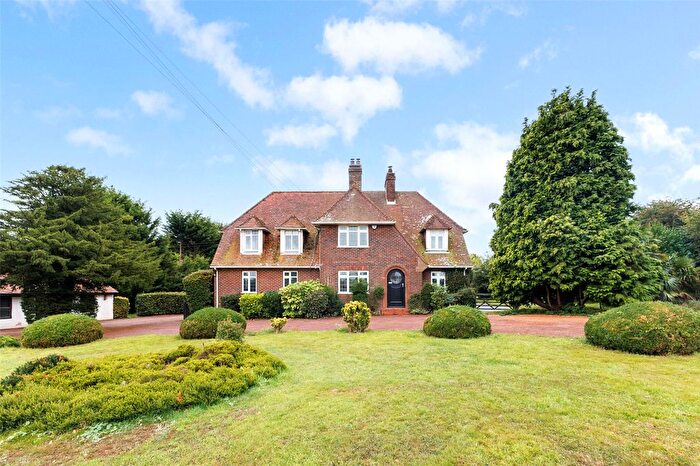 5 Bedroom Detached House For Sale In Egg Hill Road, Charing, Ashford, Kent, TN27
