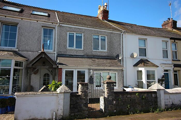 2 Bedroom Terraced House For Sale In Old Ferry Road, Salta\Sh, PL12