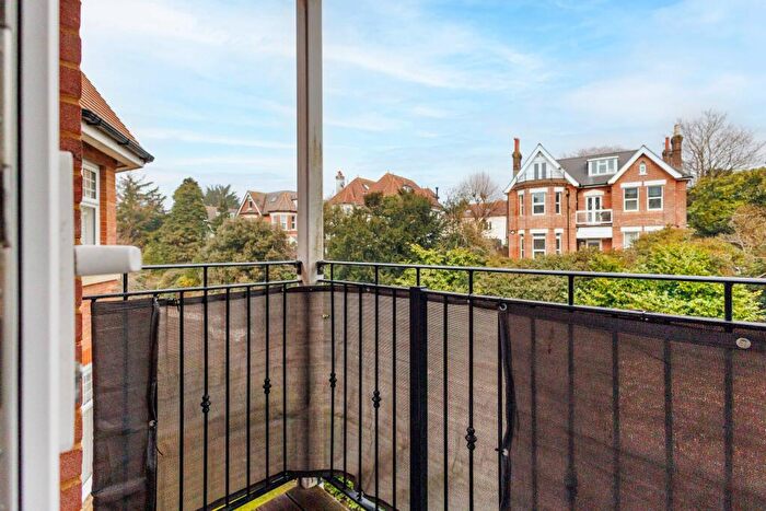 1 Bedroom Flat For Sale In Knyverton Road, Bournemouth, BH1