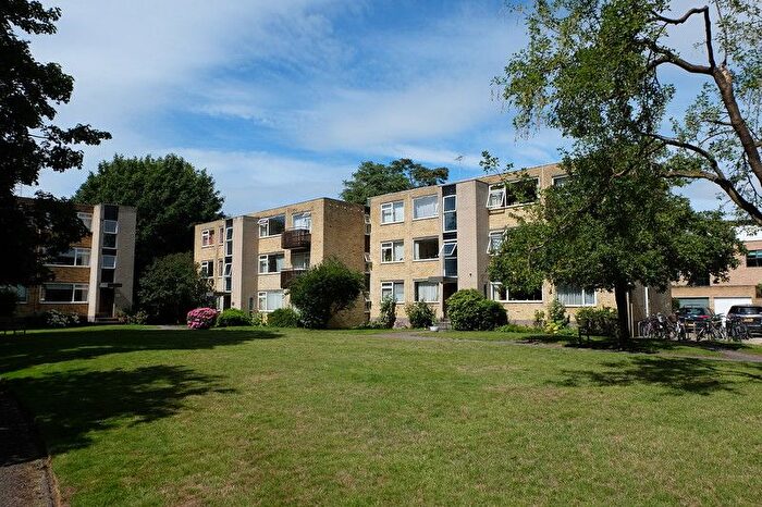 2 Bedroom Flat To Rent In Union Lane, Chesterton, Cambridge, CB4