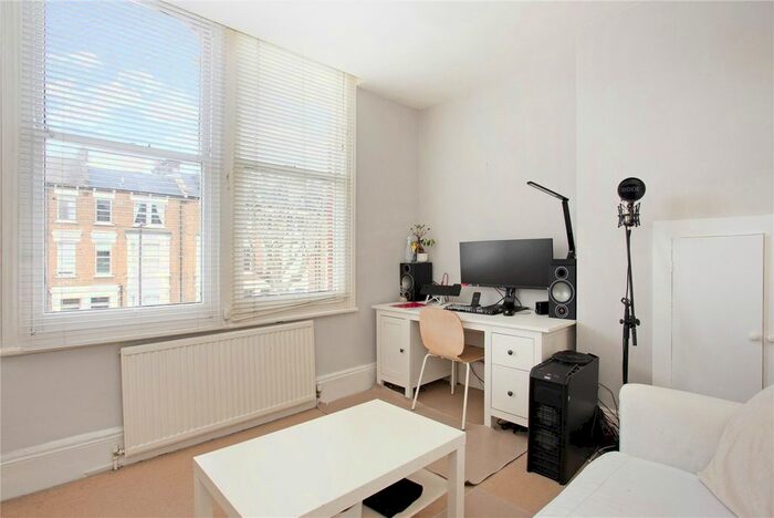 Studio To Rent In Shirland Road, London, W9