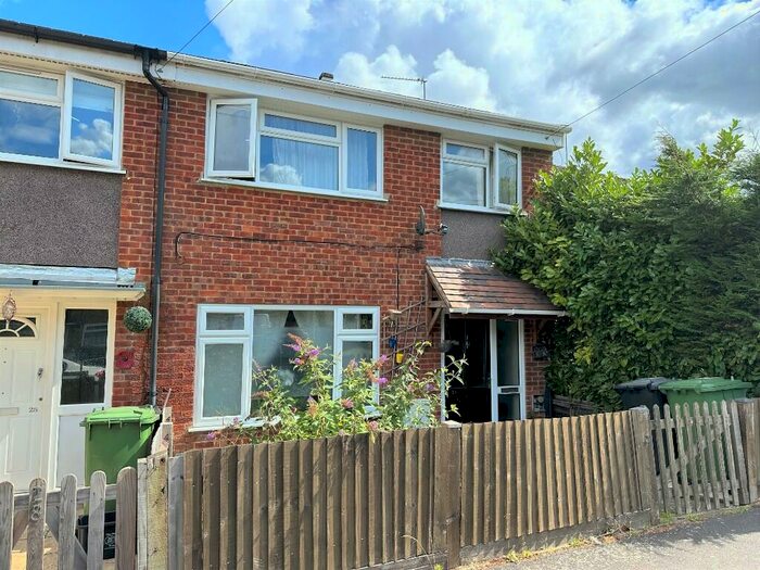 3 Bedroom End Of Terrace House To Rent In Ling Crescent, Headley Down, GU35
