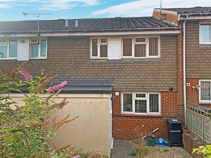 3 Bedroom Terraced House For Sale In Melrose Road, Yeovil, BA21