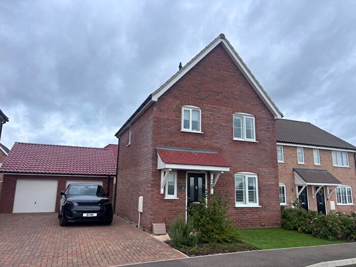 3 Bedroom Detached House To Rent In Yarrow Drive, Hunstanton, PE36