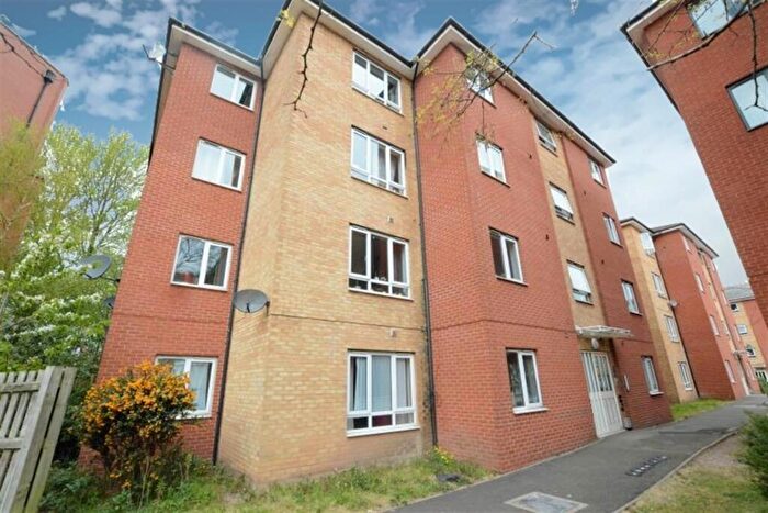2 Bedroom Apartment To Rent In Brook Court, Player Street, NG7