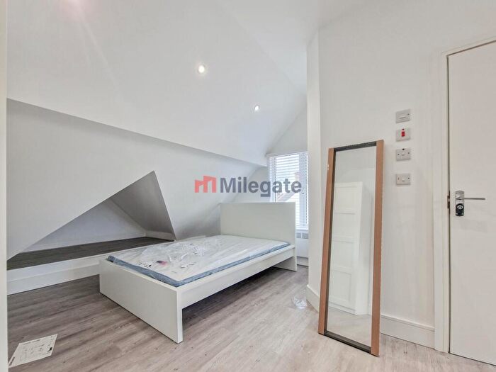 Studio To Rent In Cumberland Avenue, Southend-On-Sea, SS2