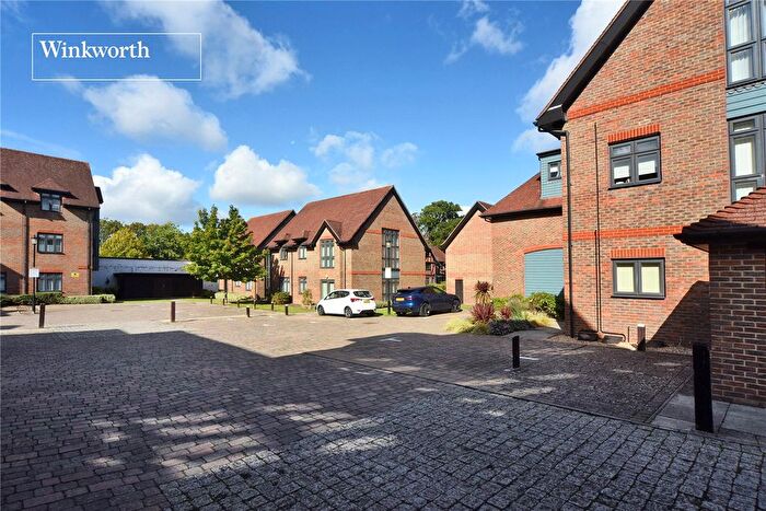 2 Bedroom Flat For Sale In Whyte Mews, Anne Boleyn's Walk, Cheam, Sutton, SM3