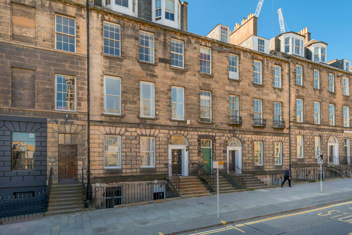 9 Bedroom Property To Rent In York Place Edinburgh United Kingdom, EH1