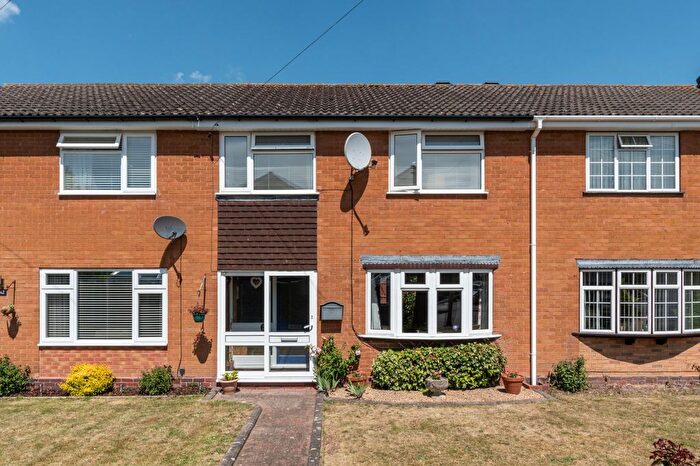 3 Bedroom Terraced House For Sale In Avenue Road, Astwood Bank, Redditch, Worcestershire, B96