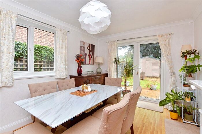 5 Bedroom Semi-detached House For Sale In Norfolk Road, Cliftonville, Margate, Kent, CT9