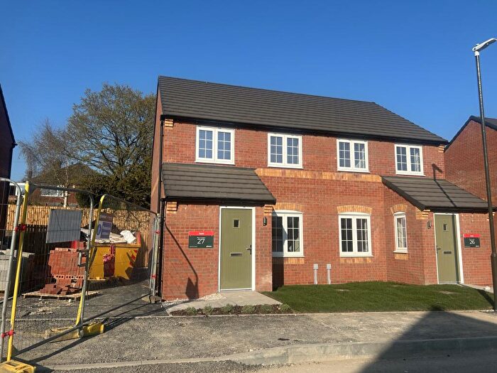 3 Bedroom Semi-Detached House To Rent In Burmese Road, Pinxton, Nottingham, NG16