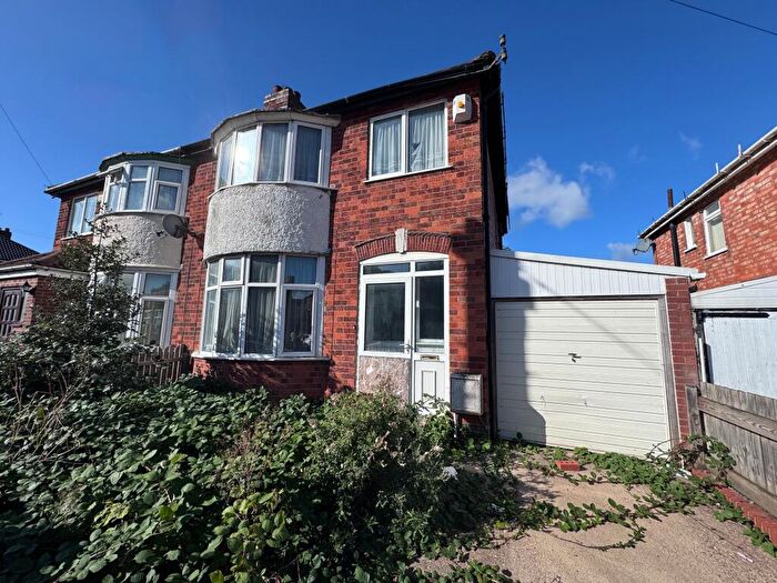 3 Bedroom Semi-Detached House For Sale In Ravenhurst Road, Leicester, LE3